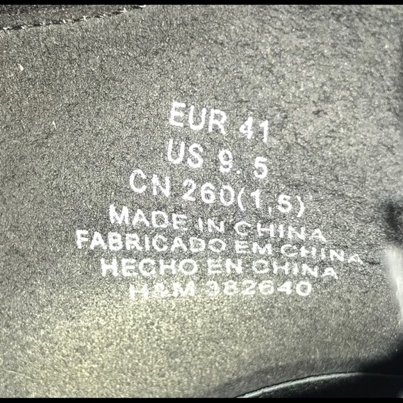 H&M Women’s Black Shoes - Picture 7 of 7